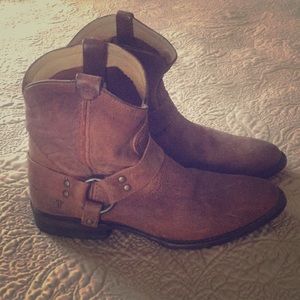 Frye Billy harness short